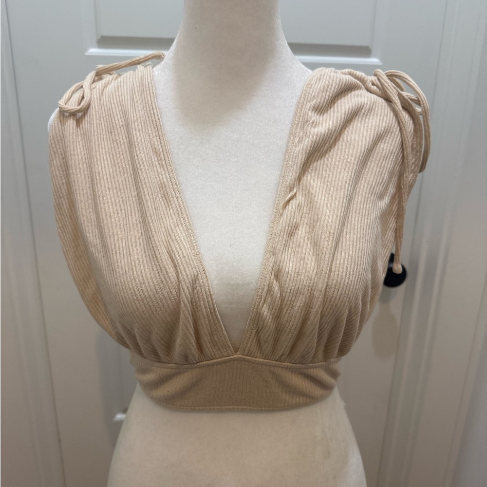 Free People Beach. Ribbed Crop Top. Beige. Size XS.